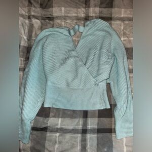 Crop top sweater